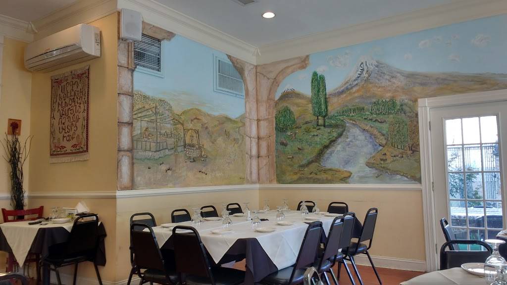 Krichians Grill & Bistro | restaurant | 399 Crooks Ave, Paterson, NJ 07503, USA | 9735691033 OR +1 973-569-1033