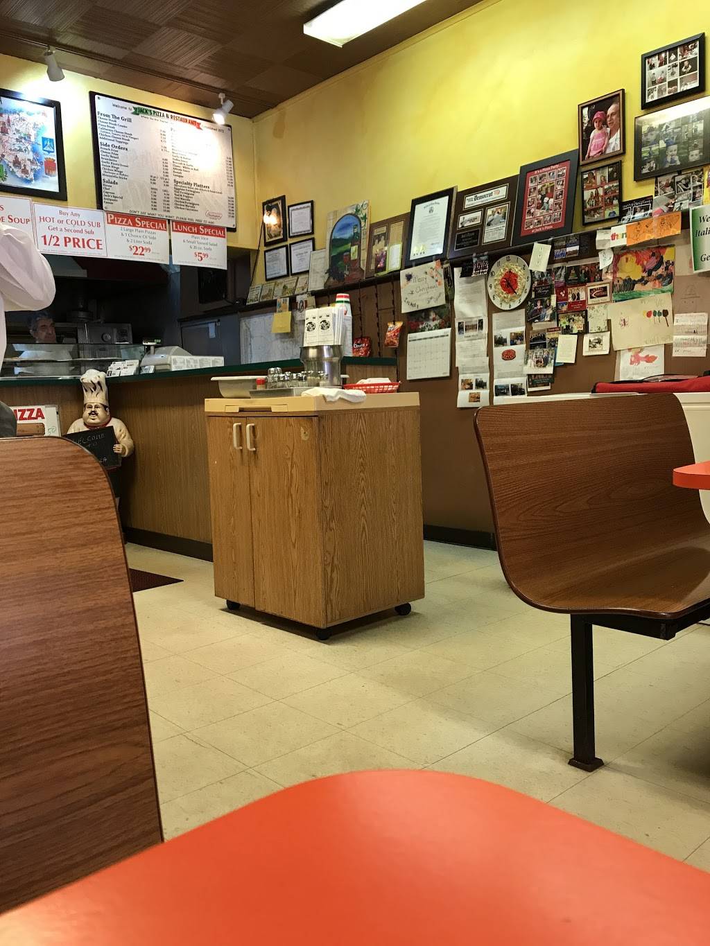 Jacks Pizza | restaurant | 55 E Main St, Flemington, NJ 08822, USA | 9087824266 OR +1 908-782-4266