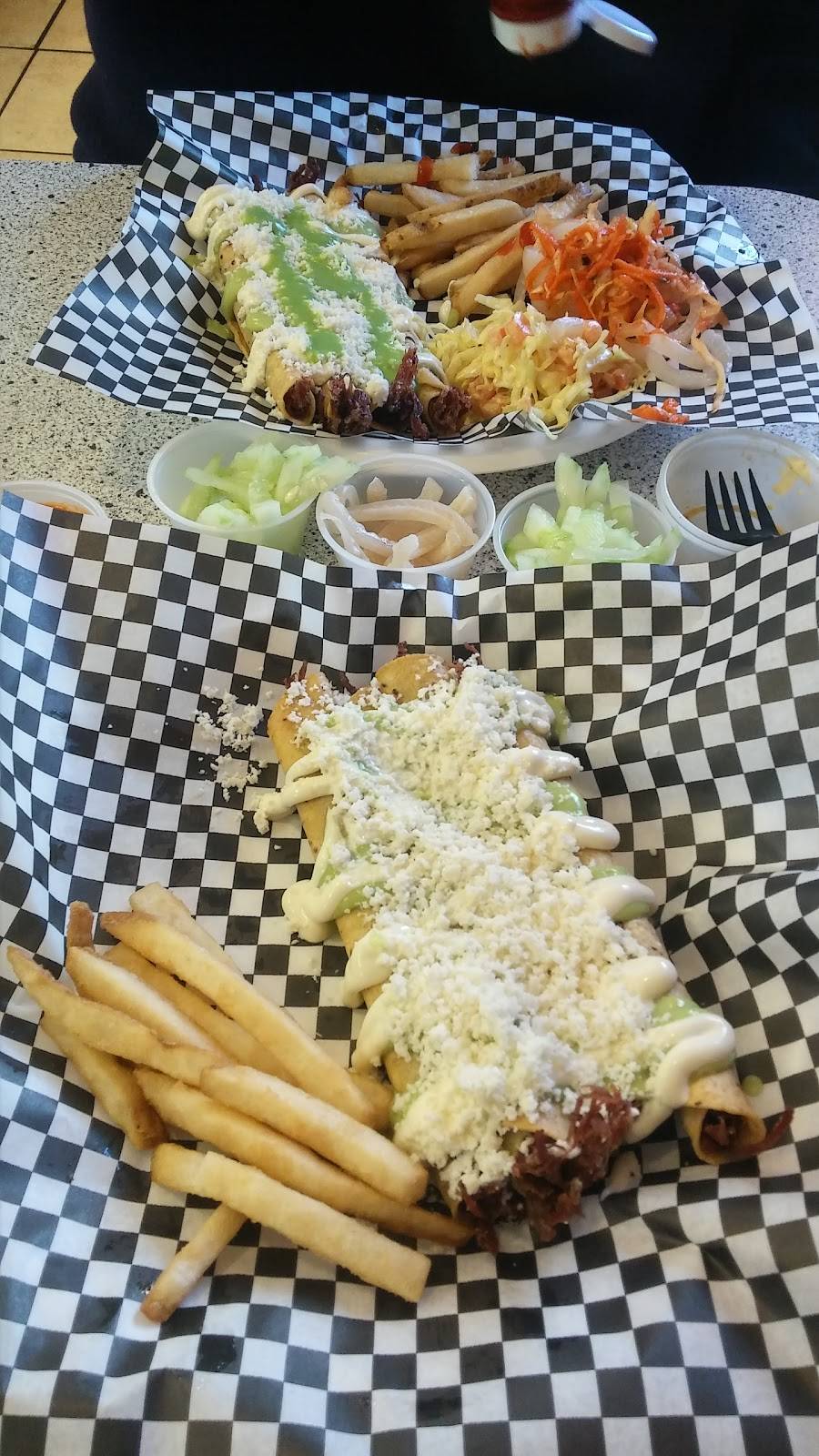 Asaderos Mexican Food Restaurant | restaurant | 5400 W Alameda Ave, Lakewood, CO 80226, USA | 3039351657 OR +1 303-935-1657