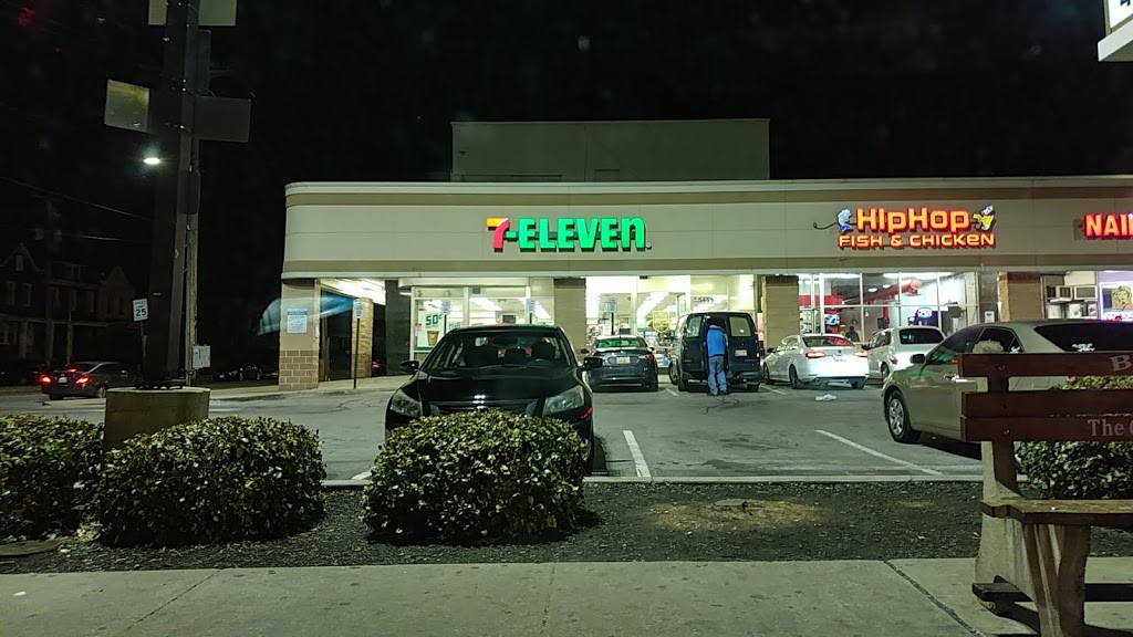 7-Eleven - Closed | bakery | 5455 Reisterstown Rd, Baltimore, MD 21215, USA | 4107645652 OR +1 410-764-5652