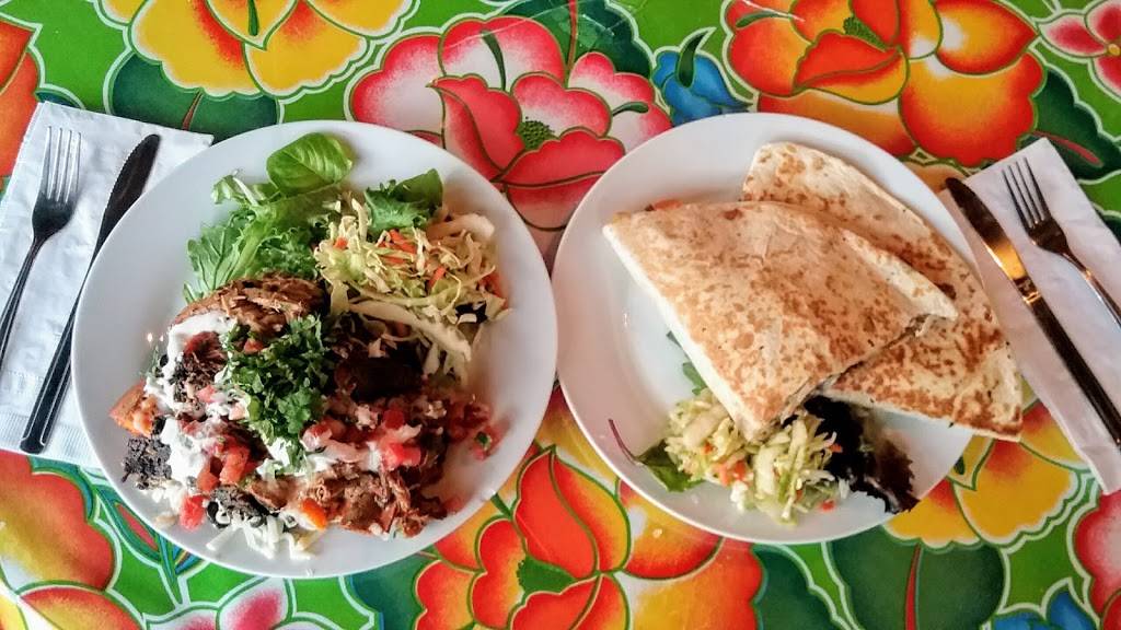 Papas and Pollo | restaurant | 915 Gravenstein Ave, Sebastopol, CA 95472, USA | 7078299037 OR +1 707-829-9037