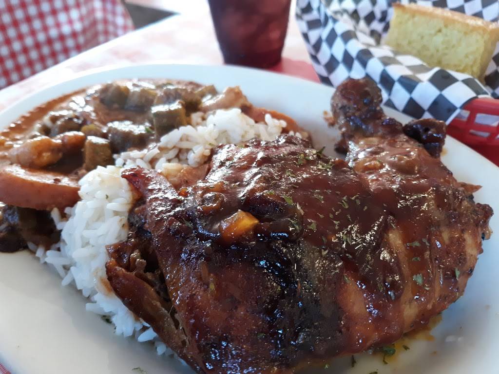 Two Sistas N Da East | restaurant | 9901 Chef Menteur Hwy, New Orleans, LA 70127, USA | 5042420469 OR +1 504-242-0469