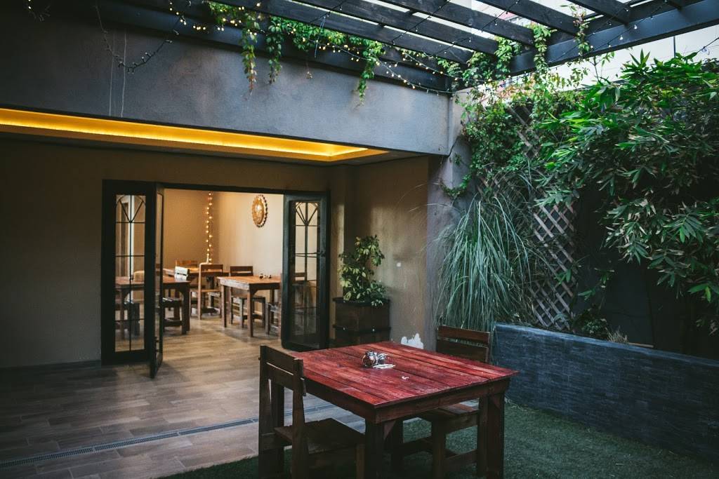 Saunders Pizzeria | restaurant | Calle Huerta #1, Vista Hermosa, 22890 Ensenada, B.C., Mexico | 016463500077 OR +52 646 350 0077