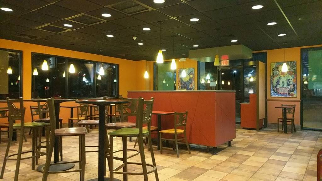 Taco Bell | meal takeaway | 2224 NW 13th St, Gainesville, FL 32605, USA | 3523744335 OR +1 352-374-4335