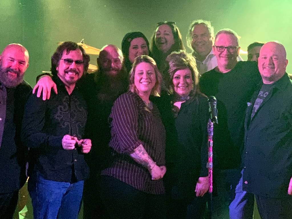 40 West Bar & Grill | restaurant | 501 N Mustang Rd, Yukon, OK 73099, USA | 4052657770 OR +1 405-265-7770