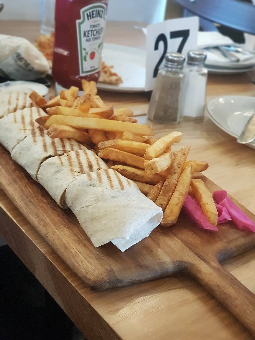 Paramount Fine Foods | restaurant | 51 Marketplace Ave, Nepean, ON K2J 5G4, Canada | 3435479999 OR +1 343-547-9999