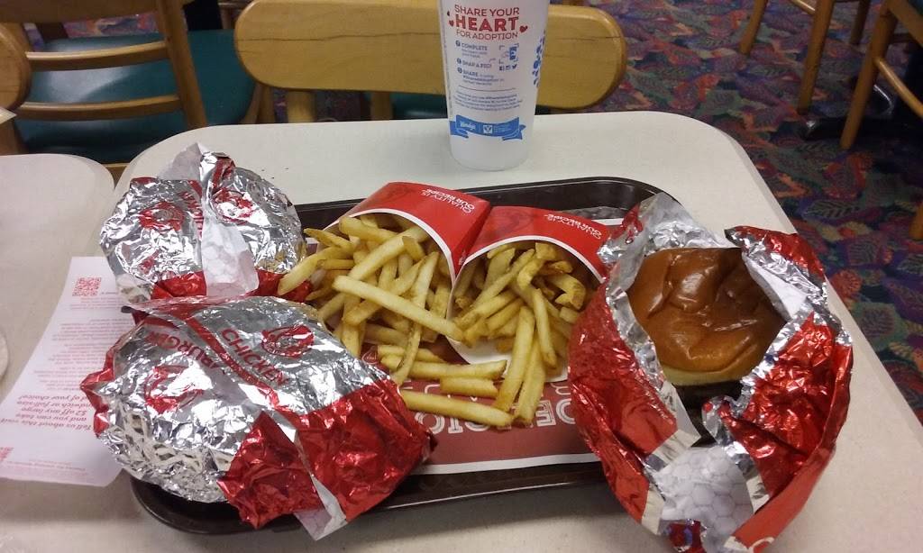 Wendys | restaurant | 401 Battlefield Pkwy, Fort Oglethorpe, GA 30742, USA | 7068614411 OR +1 706-861-4411