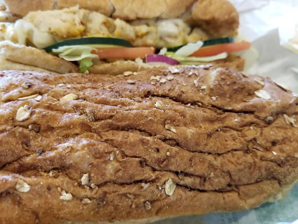 Subway Restaurants | restaurant | 3708, 562 W Holt Blvd, Ontario, CA 91762, USA | 9099885009 OR +1 909-988-5009