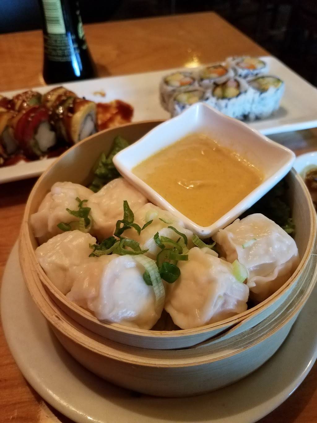 Sushi House | restaurant | 830 E Ogden Ave, Westmont, IL 60559, USA | 6309208948 OR +1 630-920-8948