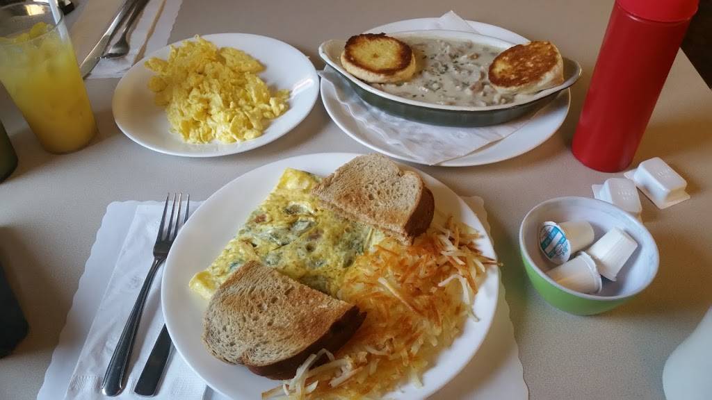 Dons Diner Inc | restaurant | 121 South St, Plainville, MA 02762, USA | 5086957036 OR +1 508-695-7036
