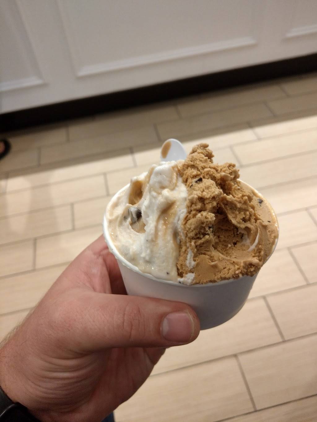 FRÍO Gelato - Evanston | cafe | 1301 Chicago Ave, Evanston, IL 60201, USA | 8478688767 OR +1 847-868-8767