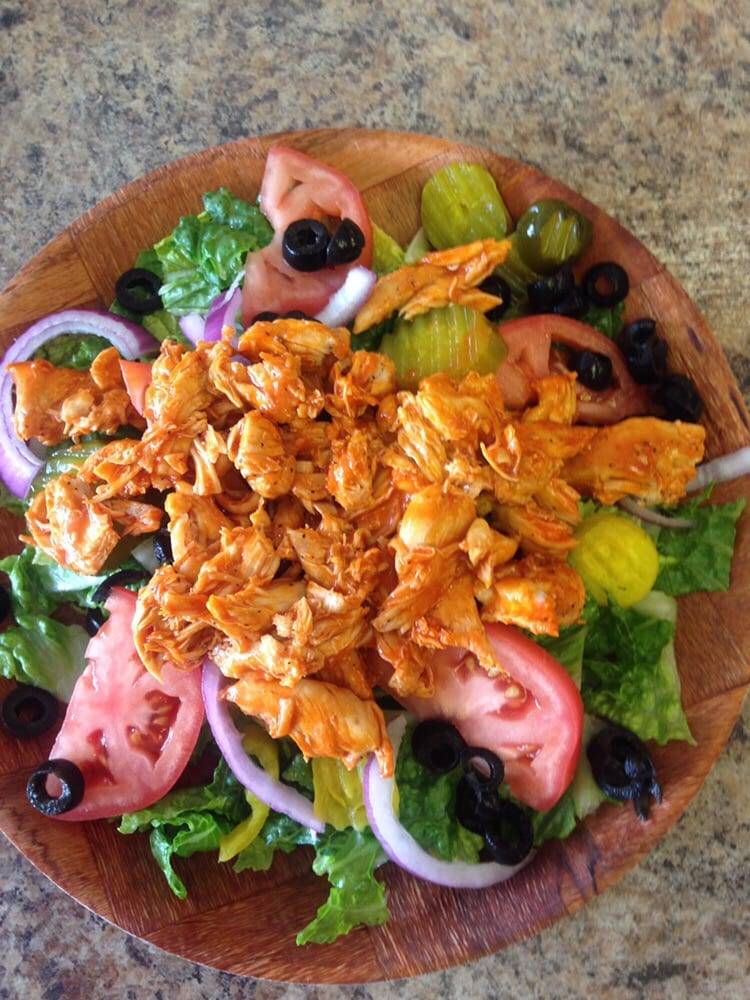 Giovannis Pizzeria & Bakery | restaurant | 4801 Derry St, Harrisburg, PA 17111, USA | 7175587662 OR +1 717-558-7662