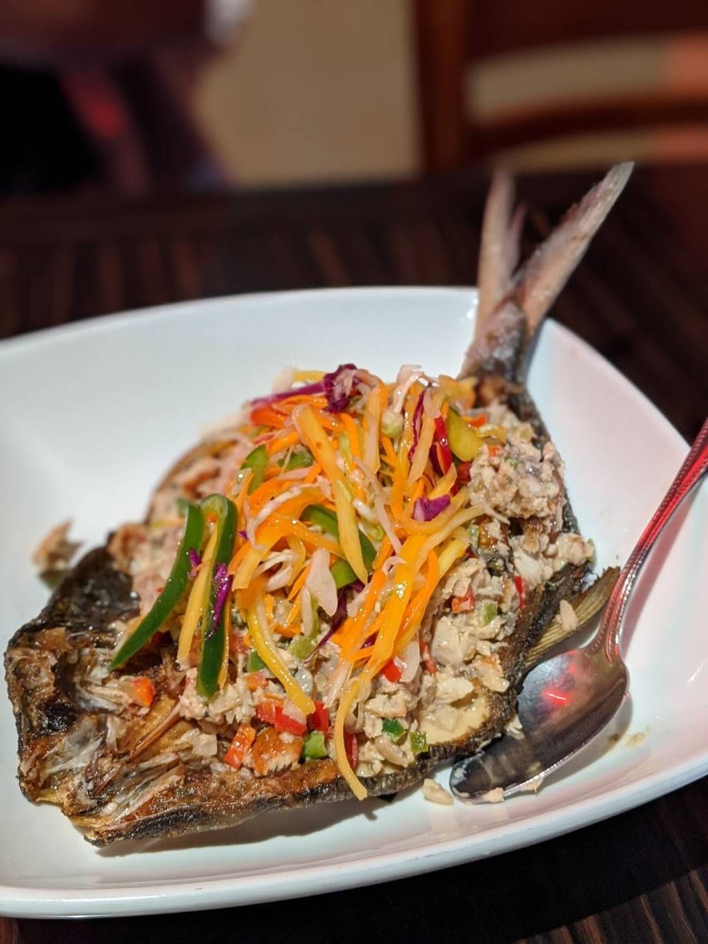 Juns Island Fusion | restaurant | 1910 Oak Park Blvd, Pleasant Hill, CA 94523, USA | 9259374368 OR +1 925-937-4368