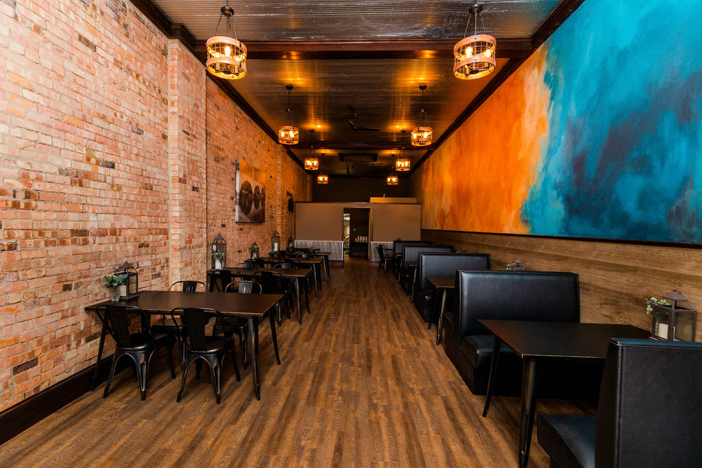 Murrays Tavern | restaurant | 417 S Main St, Clifton, IL 60927, USA | 8159185017 OR +1 815-918-5017