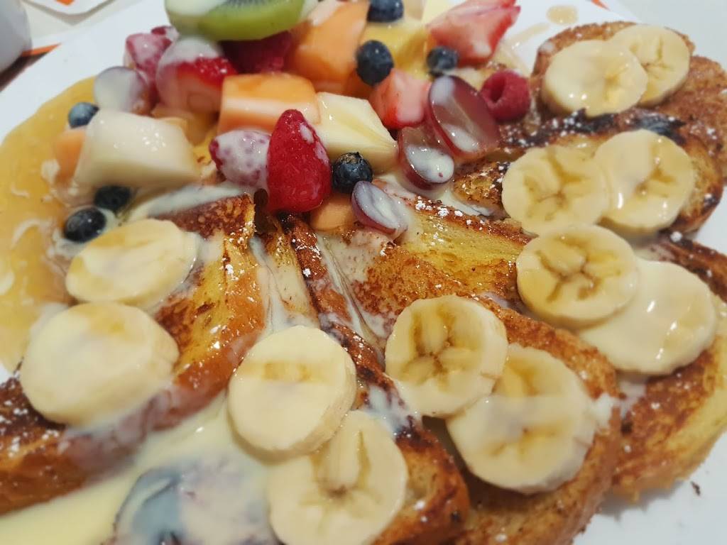 Eggsquis Belleville | restaurant | 366 N Front St, Belleville, ON K8P 5E6, Canada | 6137798444 OR +1 613-779-8444