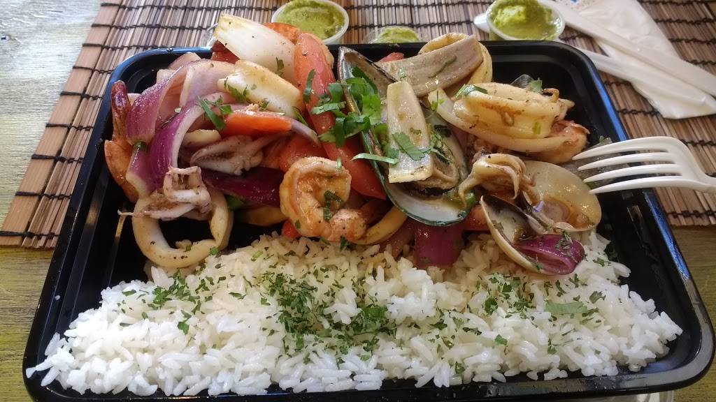 El Huarique | restaurant | 1301 Ocean Front Walk, Venice, CA 90291, USA | 3104521254 OR +1 310-452-1254