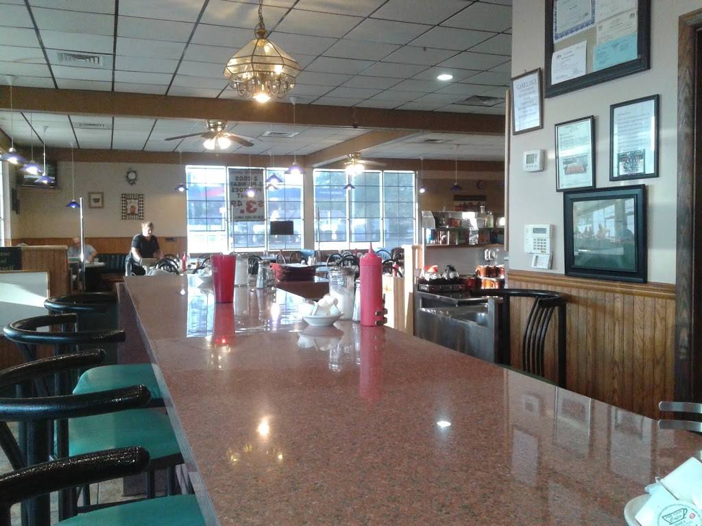 Kaceli’s Family Restaurant | restaurant | 21000 Ecorse Rd, Taylor, MI 48180, USA | 3133868911 OR +1 313-386-8911