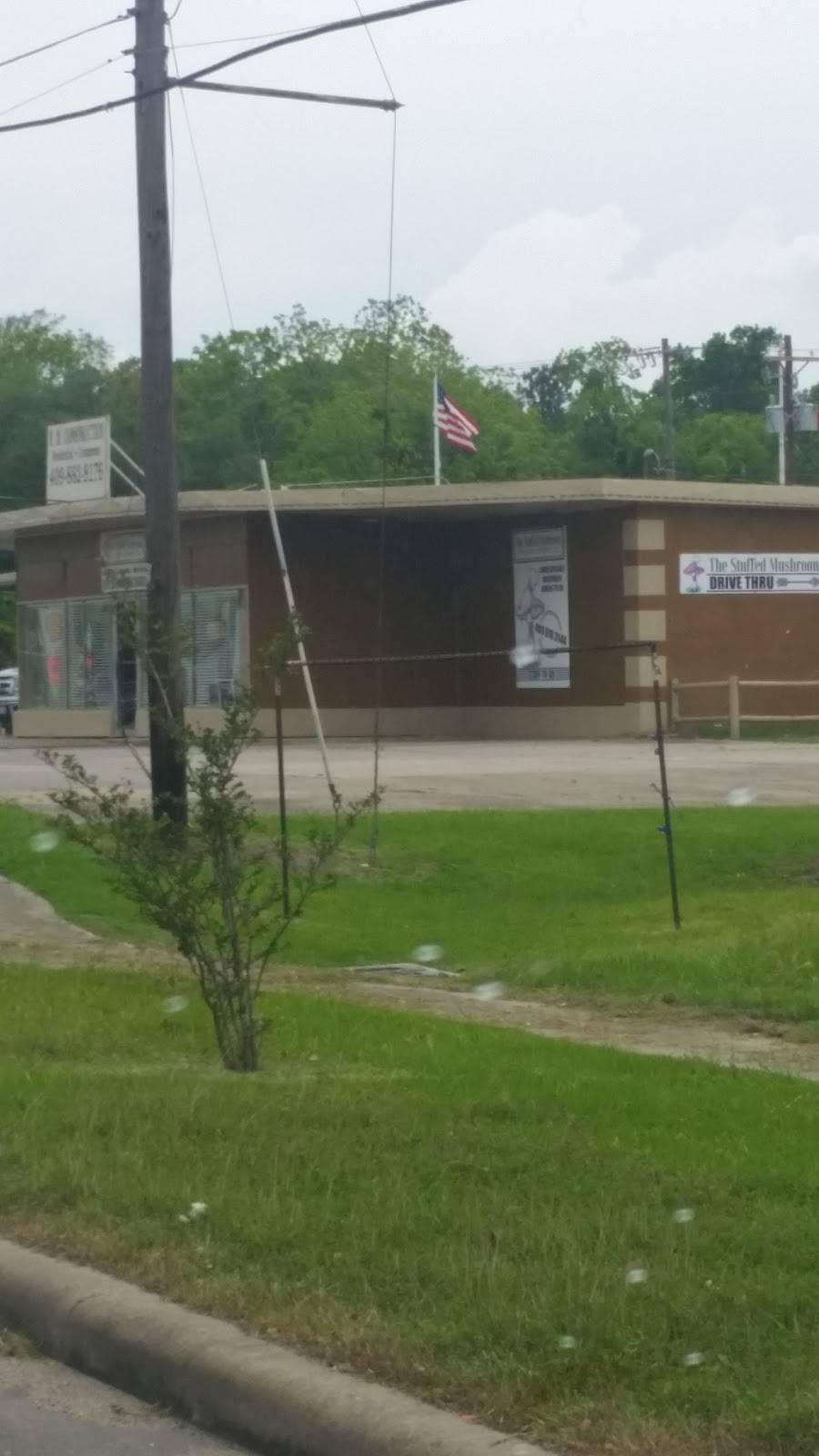 The Stuffed Mushroom Kitchen & Catering | restaurant | 2000 Strickland Dr, Orange, TX 77630, USA | 4096703144 OR +1 409-670-3144