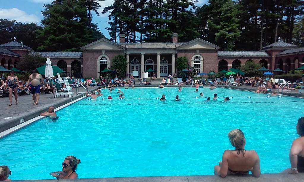 Catherines In the Park | restaurant | 58 Roosevelt Dr, Saratoga Springs, NY 12866, USA | 5185834657 OR +1 518-583-4657