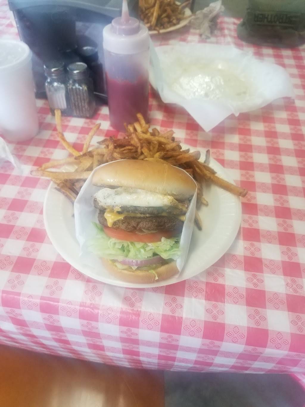 Papas Pit & More | restaurant | 501 N Main St, Huntington, TX 75949, USA | 9364223686 OR +1 936-422-3686