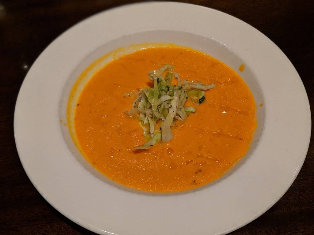 Luc | restaurant | 2800 E Madison St, Seattle, WA 98112, USA | 2063286645 OR +1 206-328-6645