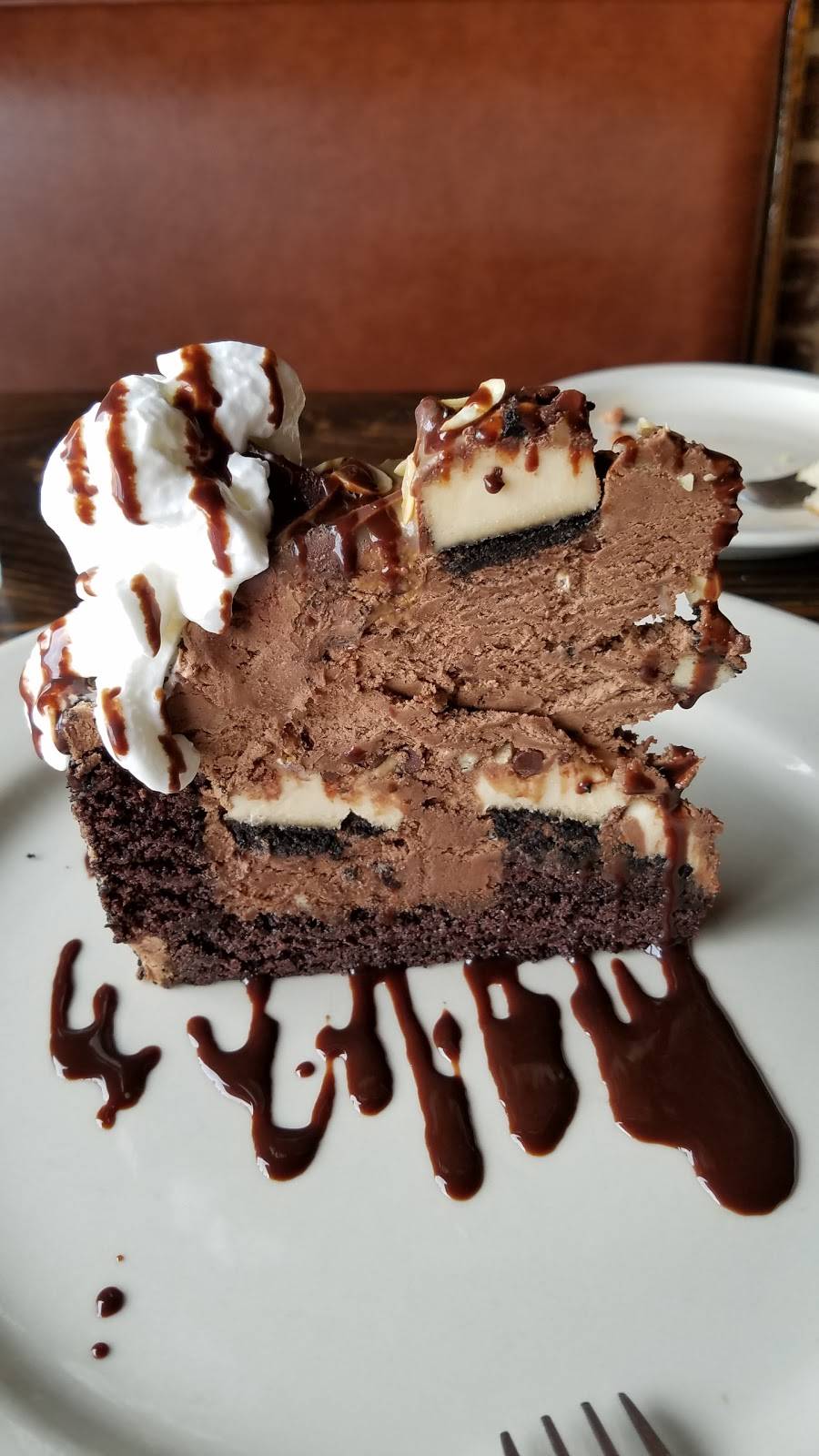 denos kitchen & spirits | restaurant | 8120 Lakeview Pkwy #100, Rowlett, TX 75088, USA | 9724127622 OR +1 972-412-7622