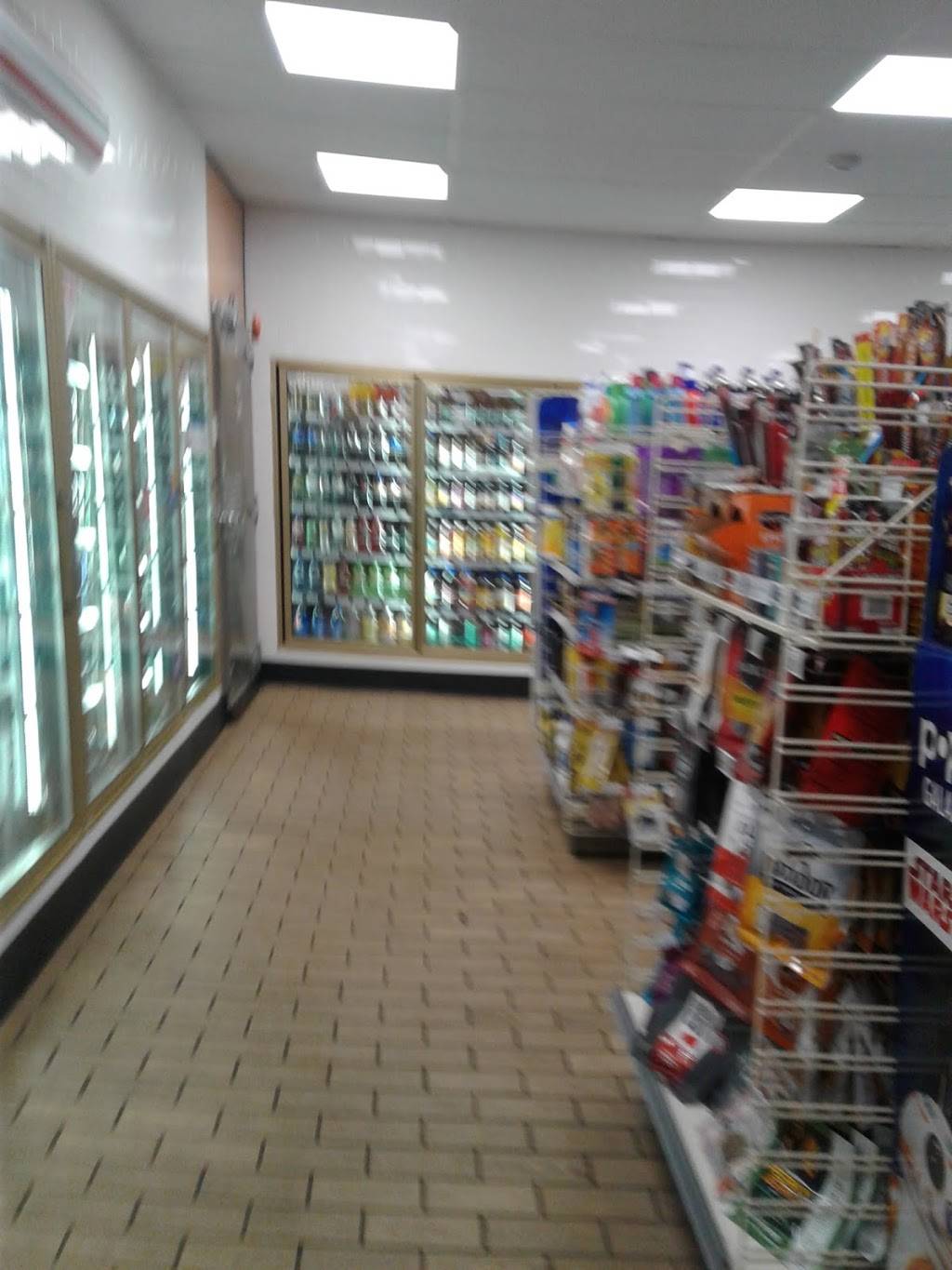 7-Eleven | bakery | 190 N Central Ave, Valley Stream, NY 11580, USA | 5168250471 OR +1 516-825-0471