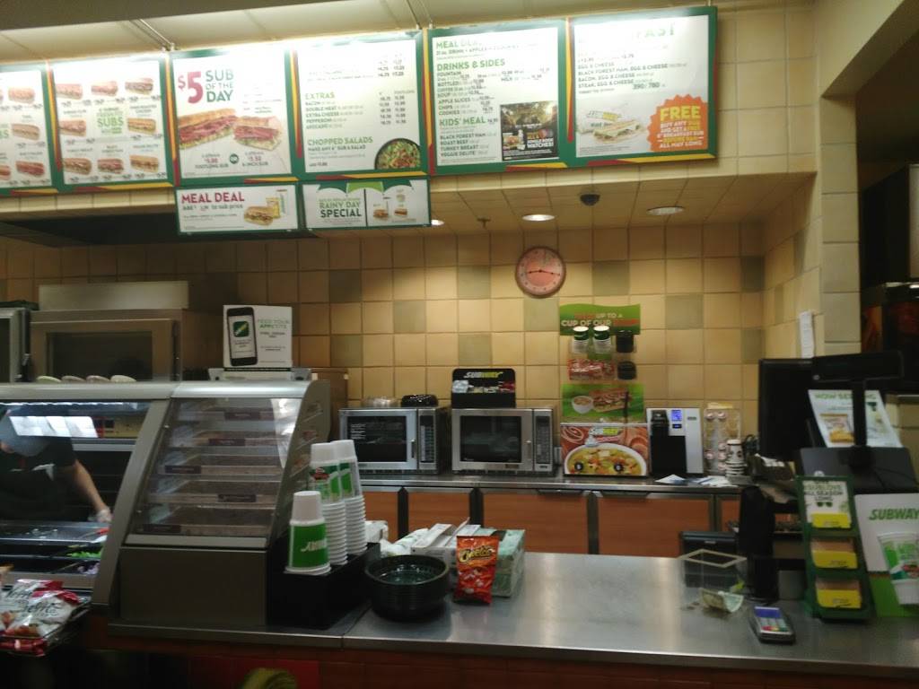 Subway | restaurant | 27923 Greenspot Rd B, Highland, CA 92346, USA | 9098624250 OR +1 909-862-4250