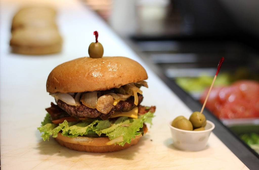 Olive Burger Plano | restaurant | 2129 W Parker Rd #301, Plano, TX 75023, USA | 9724799722 OR +1 972-479-9722