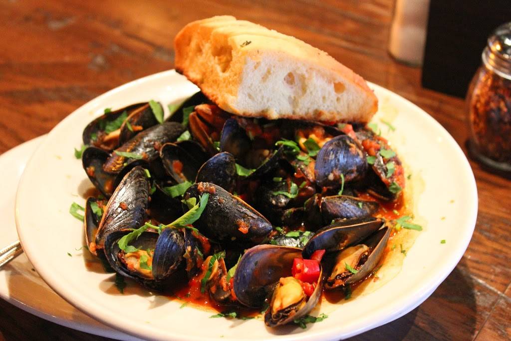 Hearth Pizza Tavern | restaurant | 5992 Roswell Rd NE, Sandy Springs, GA 30328, USA | 4042525378 OR +1 404-252-5378