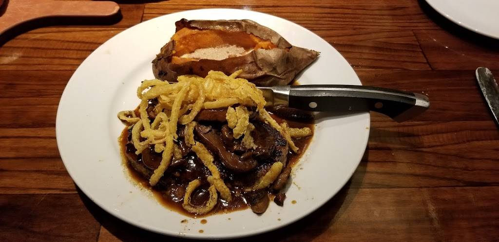 LongHorn Steakhouse | meal takeaway | 975 Industrial Blvd, Smyrna, TN 37167, USA | 6152206262 OR +1 615-220-6262