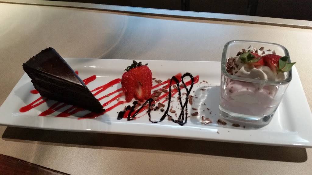 Resto Bar Le BUCKingham | restaurant | 999 Rue Dollard, Gatineau, QC J8L 3E6, Canada | 8199862724 OR +1 819-986-2724