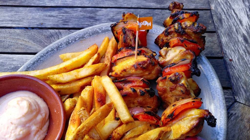 Nandos Peri-Peri | restaurant | 191 American Way, Oxon Hill, MD 20745, USA | 3016868388 OR +1 301-686-8388