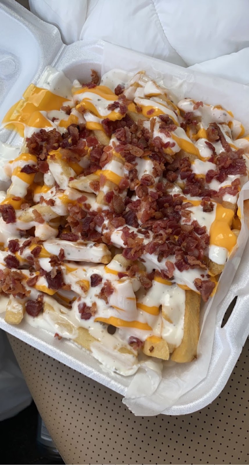 Wow Wing & Deli | restaurant | 2111 W Fairfield Dr, Pensacola, FL 32505, USA | 8504395223 OR +1 850-439-5223