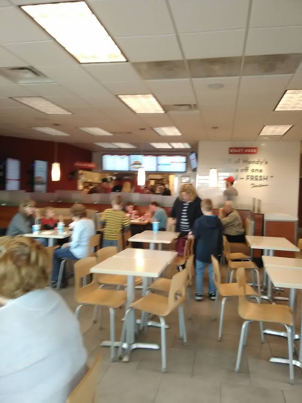 Wendys | restaurant | 1094 S Main St, Bowling Green, OH 43402, USA | 4193520083 OR +1 419-352-0083