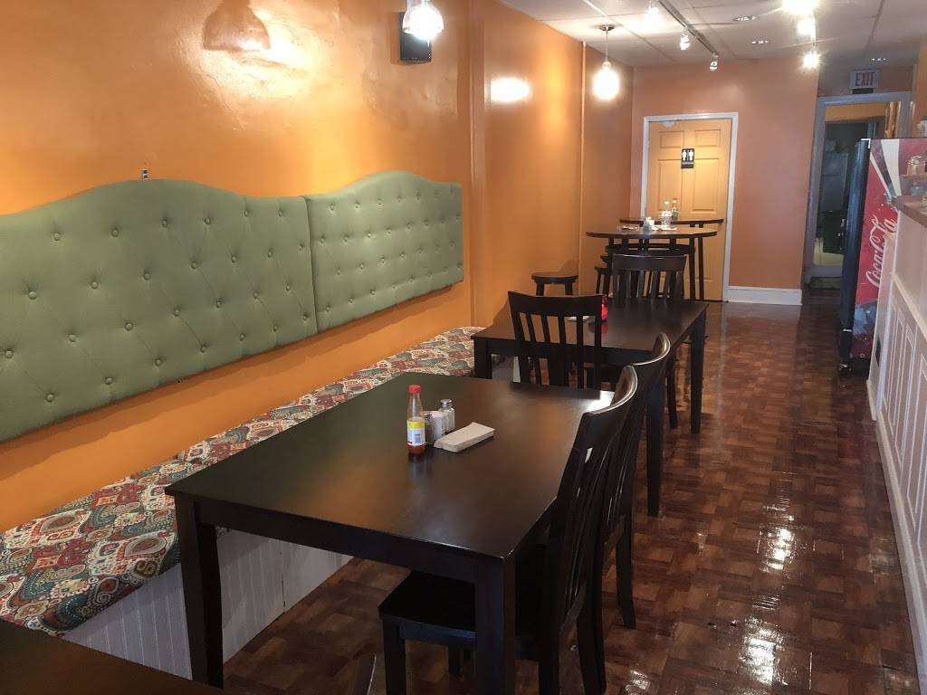 The Spot | restaurant | 438 1/2 Locust St, Columbia, PA 17512, USA | 7174495808 OR +1 717-449-5808