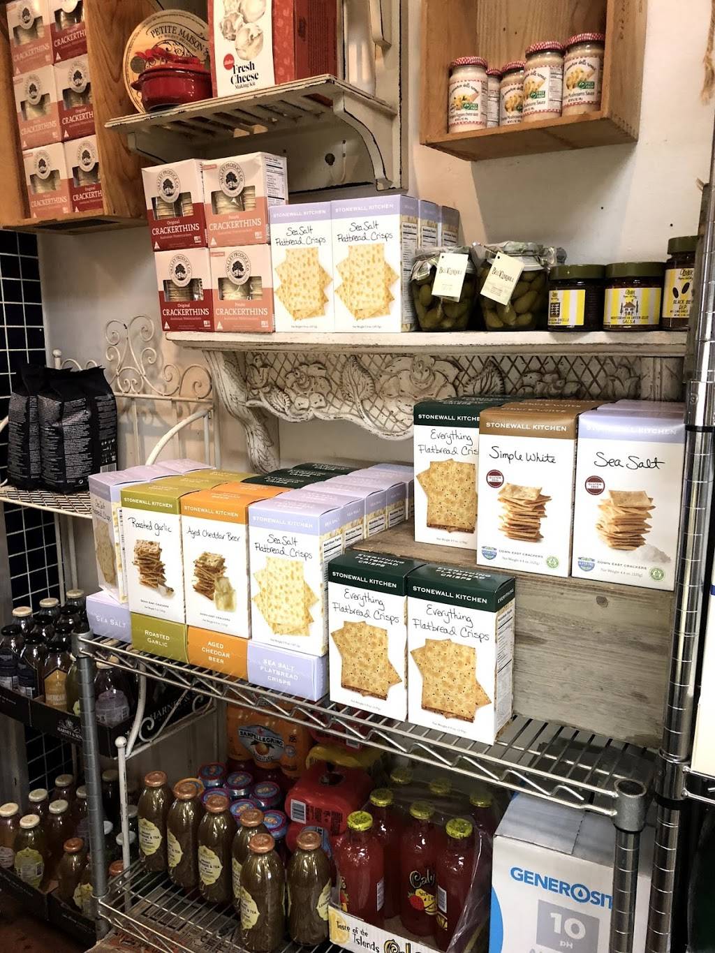 Blue Table | restaurant | 4774 Park Granada # 4, Calabasas, CA 91302, USA | 8182225195 OR +1 818-222-5195