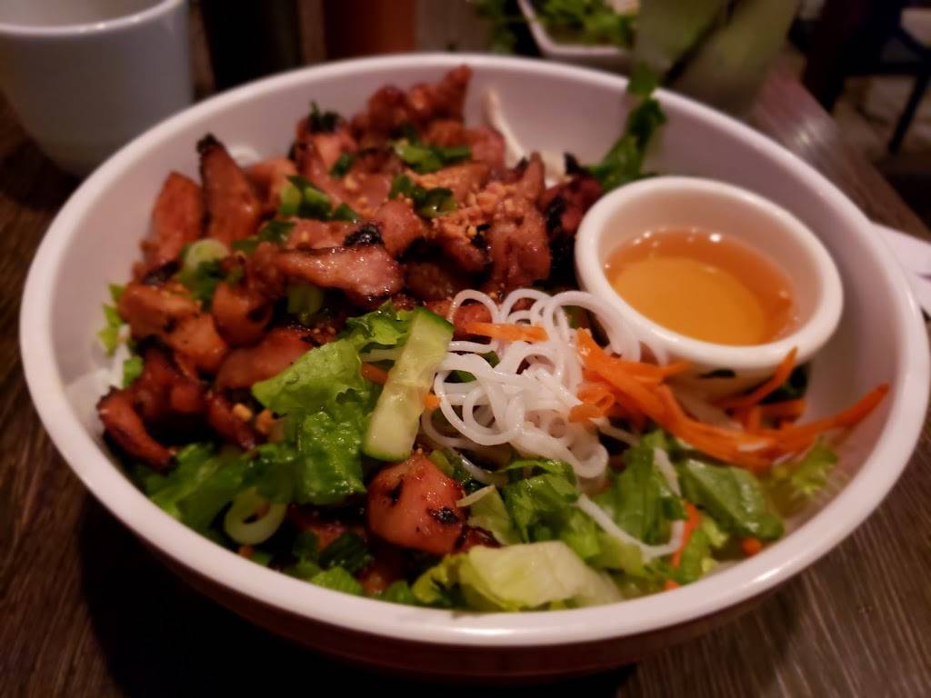 Slanted Rice Vietnamese Bistro | restaurant | 6149 N Scottsdale Rd, Scottsdale, AZ 85250, USA | 4806963116 OR +1 480-696-3116