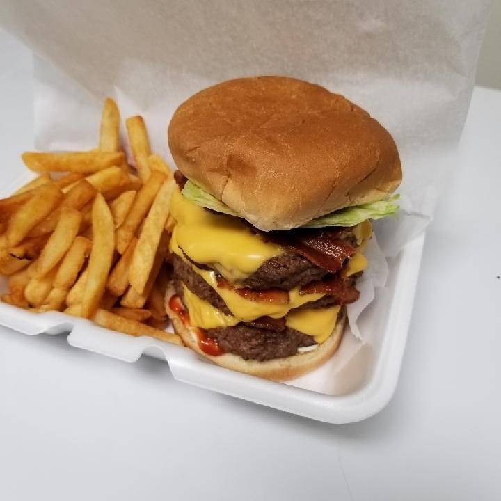 Ez street wings | restaurant | 5005 Jefferson Ave SW, Birmingham, AL 35221, USA | 2055934450 OR +1 205-593-4450