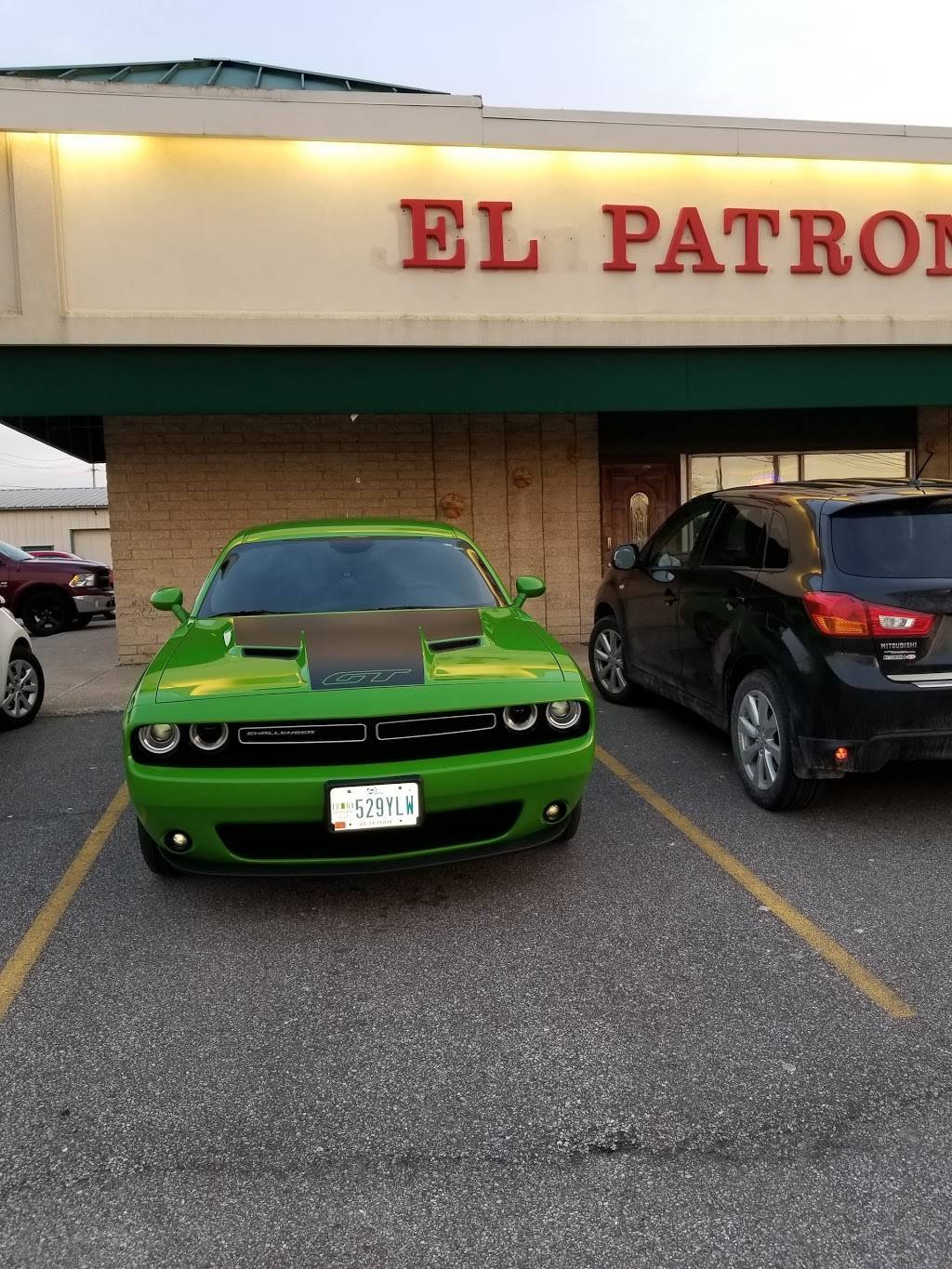 El Patron Mexican Grill | restaurant | 301 Center St #1, Chardon, OH 44024, USA | 4402850702 OR +1 440-285-0702