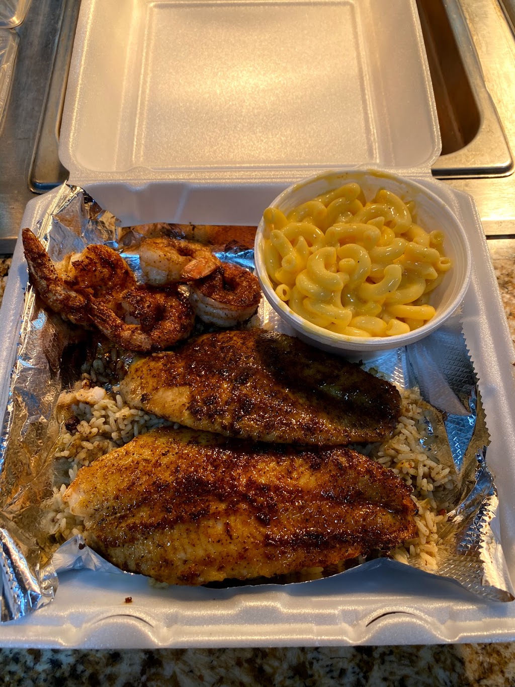 Daves Seafood Kitchen | restaurant | 12703 Kirby Dr B, Houston, TX 77047, USA | 3465710182 OR +1 346-571-0182