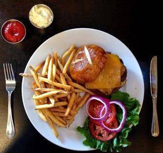 Torrey Pints | restaurant | 8825 Villa La Jolla Dr, La Jolla, CA 92037, USA | 8586426700 OR +1 858-642-6700