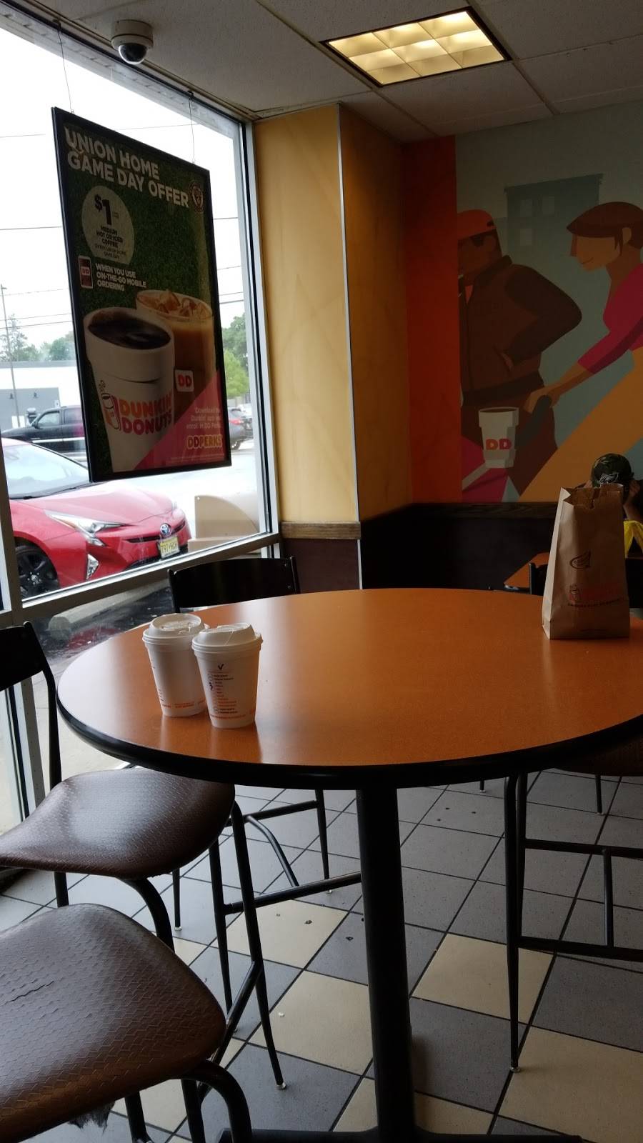 Dunkin | cafe | 1300 MacDade Boulevard, Woodlyn, PA 19094, USA | 6108331302 OR +1 610-833-1302