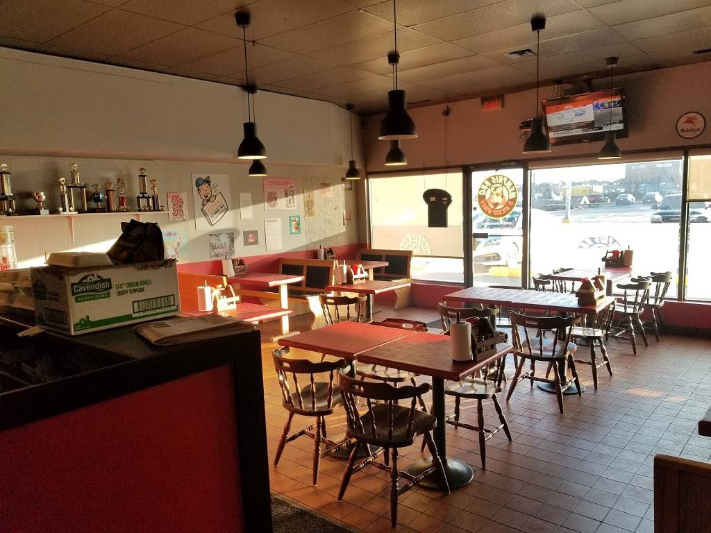 Memphis BBQ & Wicked Wings | restaurant | 327 Bronte St S, Milton, ON L9T 4A4, Canada | 9058647979 OR +1 905-864-7979