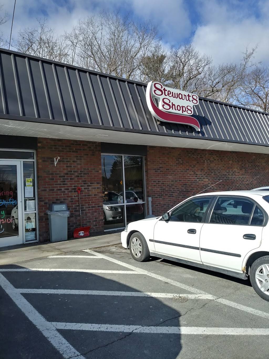 Stewarts Shops | cafe | 705 Co Rd 23B, Leeds, NY 12451, USA | 5189430023 OR +1 518-943-0023