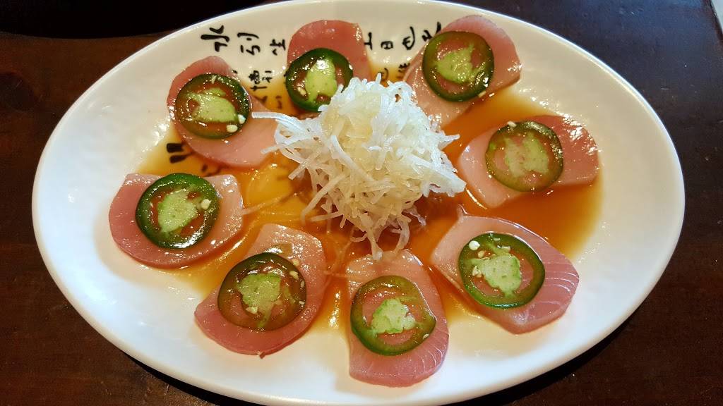 Mika Sushi | restaurant | 2500 Las Posas Rd e, Camarillo, CA 93010, USA | 8053832236 OR +1 805-383-2236