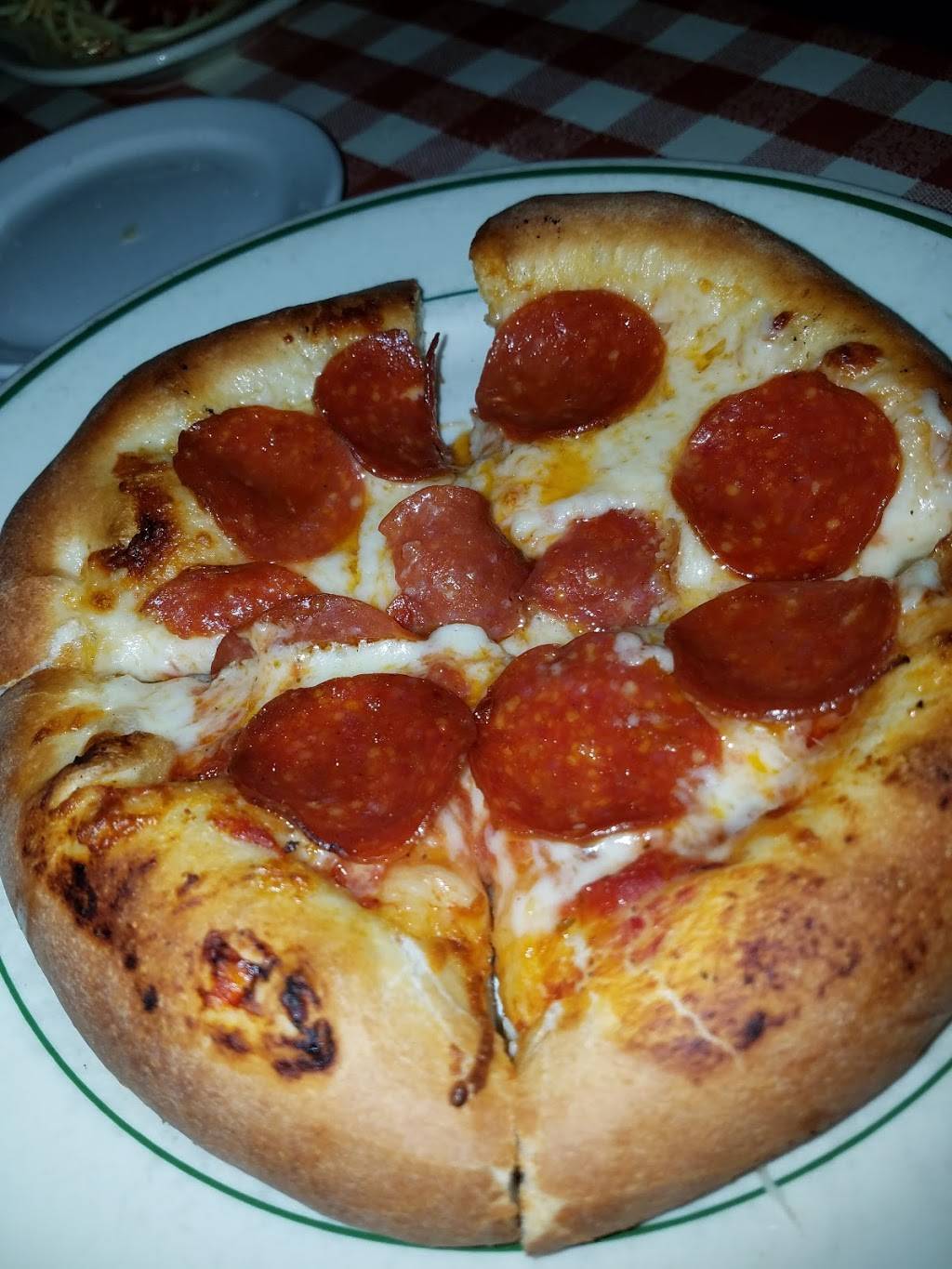 Vitos Ristorante & Pizzeria | restaurant | 3851 Crowell Rd, Turlock, CA 95382, USA | 2096671010 OR +1 209-667-1010