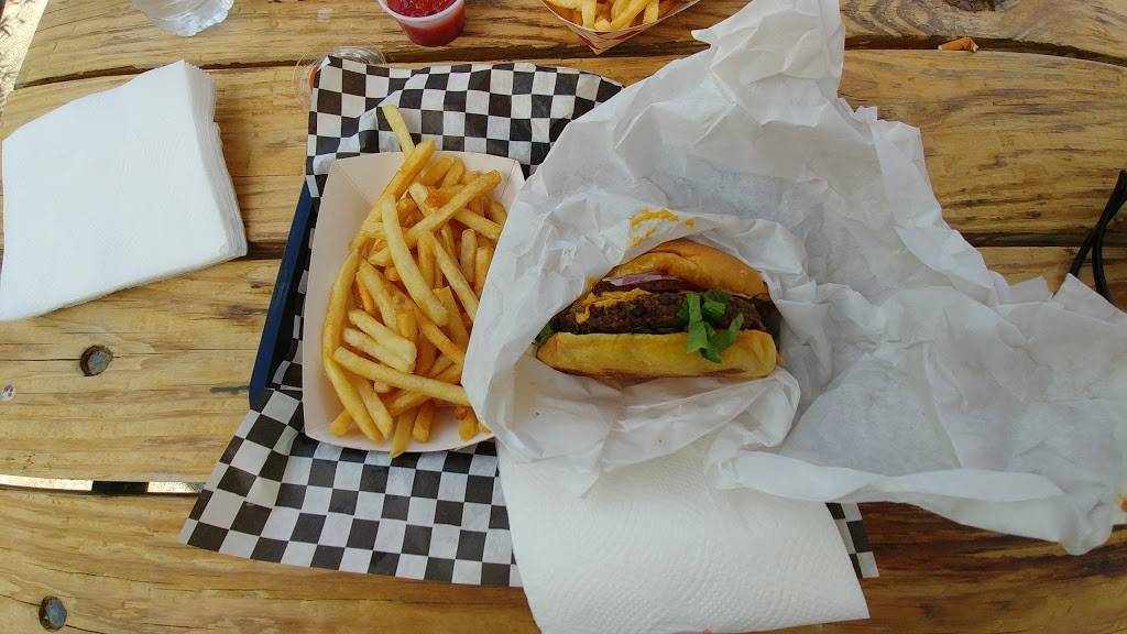 Arlos | restaurant | 900 Red River, Austin, TX 78702, USA | 5128401600 OR +1 512-840-1600