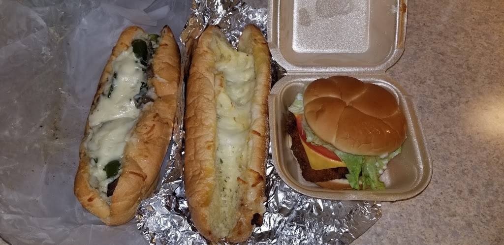 Mikes Pizza | restaurant | 3966 E 42nd St, Newburgh Heights, OH 44105, USA | 2164007224 OR +1 216-400-7224