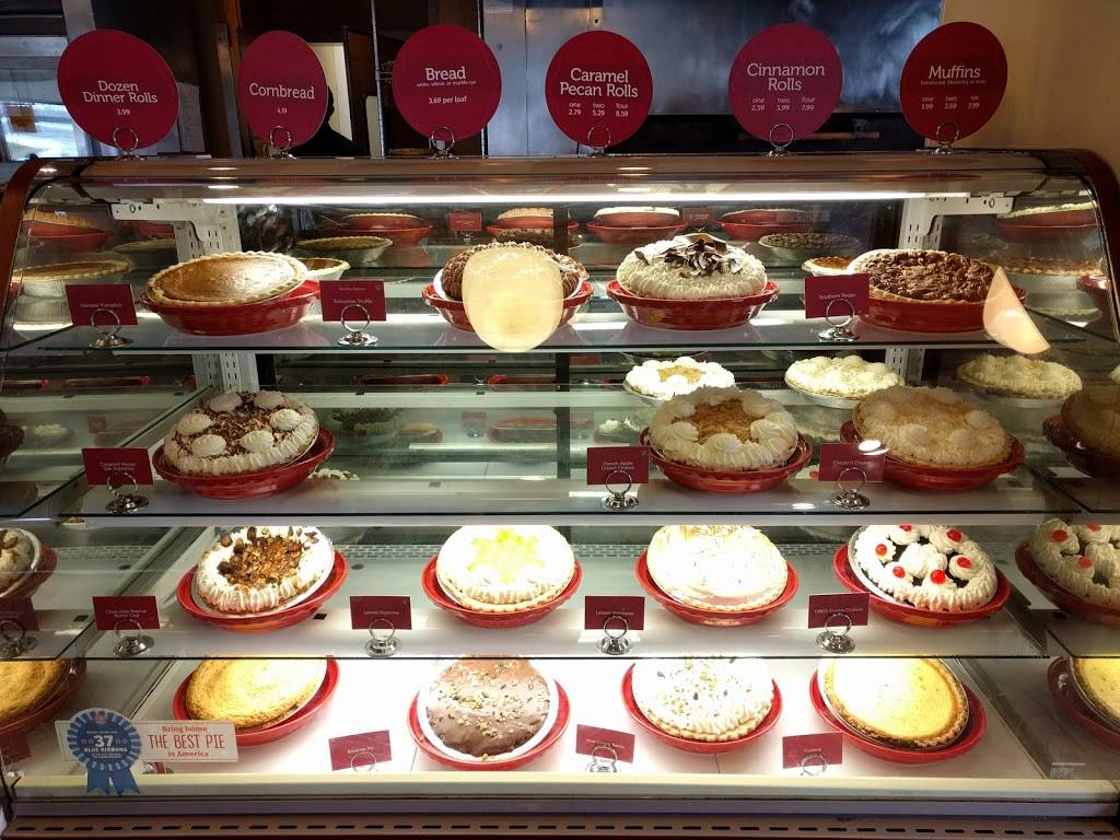 Bakers Square Restaurant & Bakery | restaurant | 928 Prairie Center Dr, Eden Prairie, MN 55344, USA | 9529375818 OR +1 952-937-5818